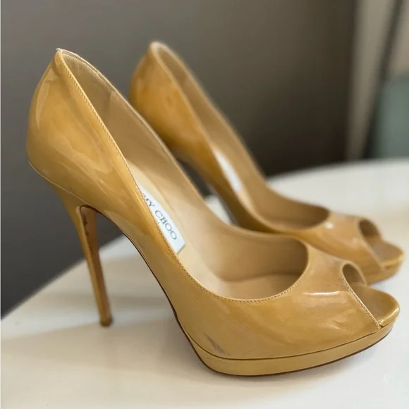 Jimmy Choo Peep Toe Stilettos, Tan Patent Leather, size 9 (39.5) - Picture 2 of 7